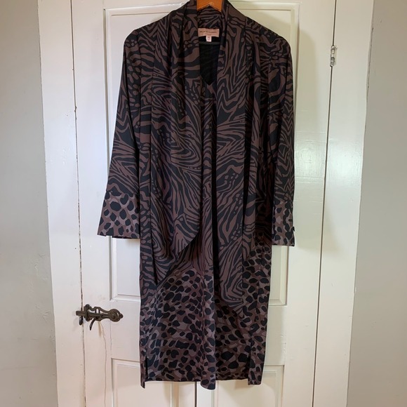 Black Label by Chico's XS Animal Print Dress Black Wedding Guest Church Mob Wife - Picture 1 of 13